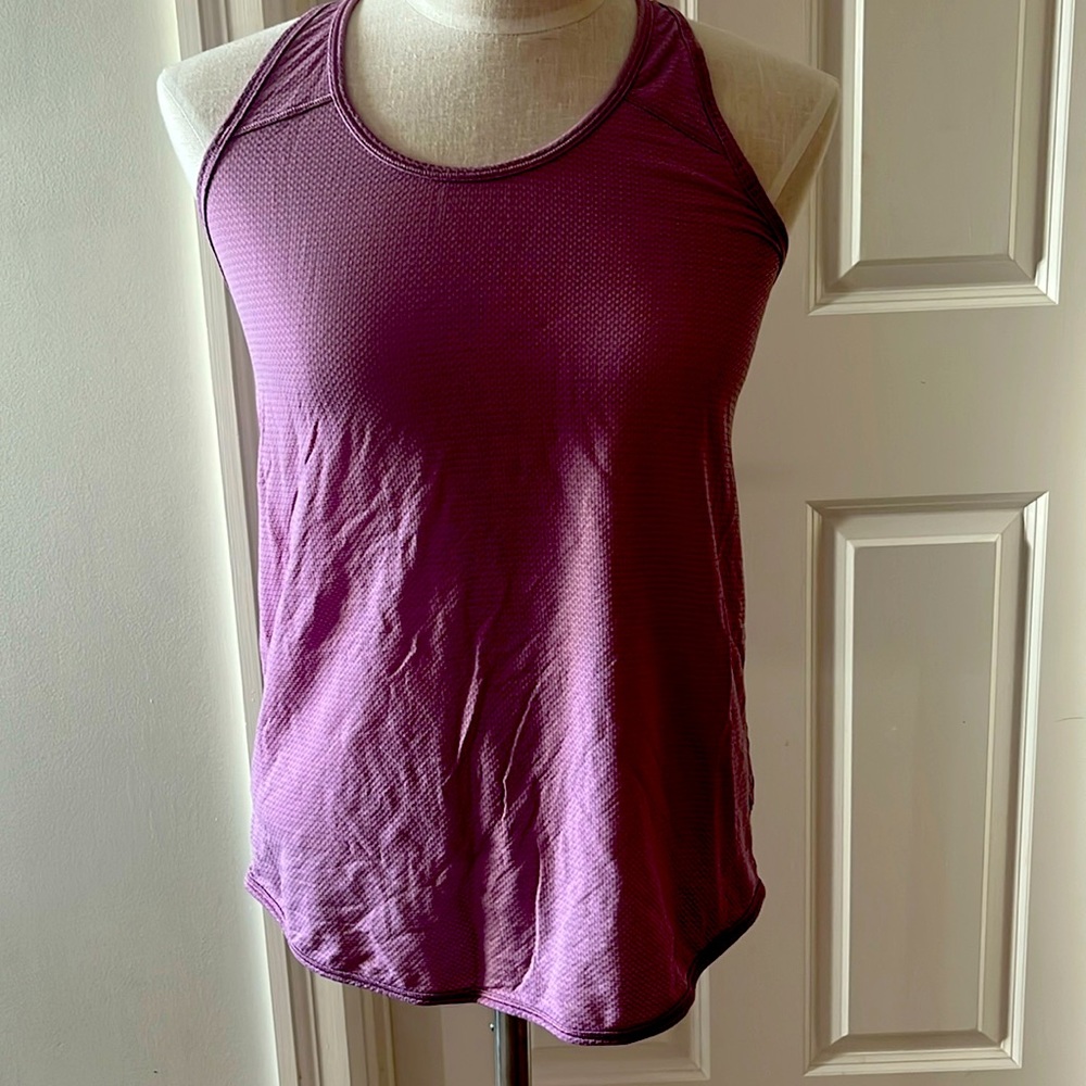 Lululemon Tank Top – Women’s Athletic Workout Tank